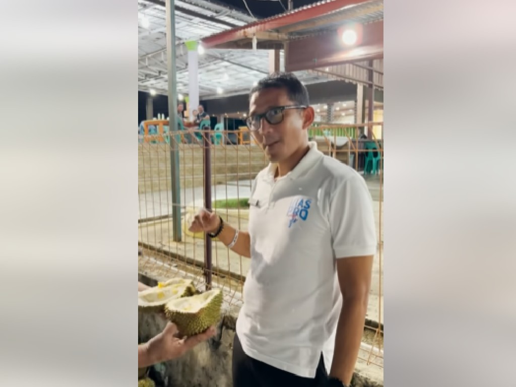 Durian Balaki Nias, Bikin Menteri Sandiaga Uno Lelaki Sejati