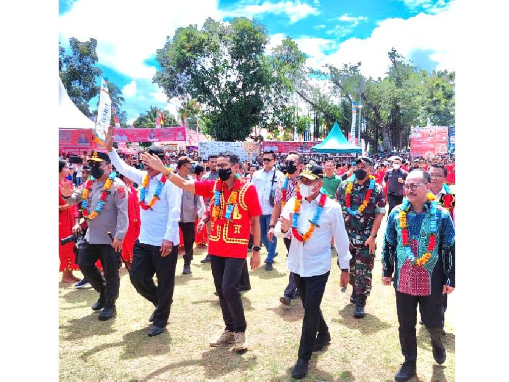 Visi Presiden Jokowi dan Agenda Menparekraf Hadiri Nias Pro & Maniamolo Fest, Festival Pesona Aekhula & HUT Kepni