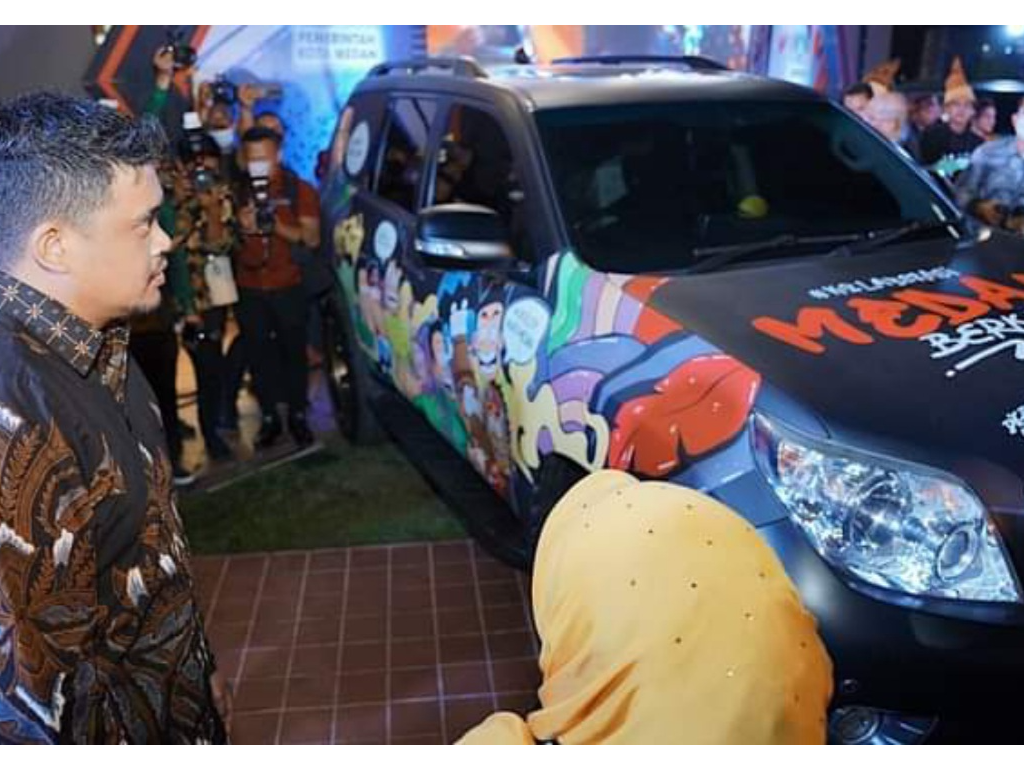 Keren Mobil Dinas Bobby Nasution Dan Aulia Rachman Dijadikan Mural Berjalan Opsi Id Situs 2246