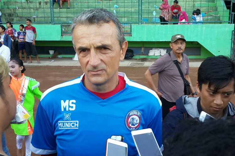 Pelatih Borneo Milomir Seslija Menilai Lawan PSM Cukup Berat, Namun Dia Yakin Menang