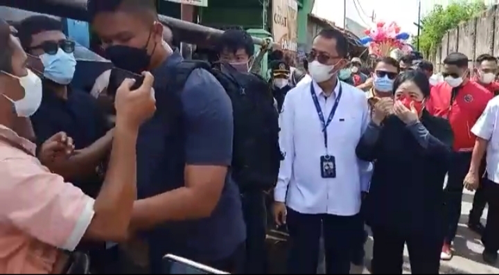 Aksi Arogan Pengawal Puan Terhadap Jurnalis Cirebon yang Melakukan Peliputan