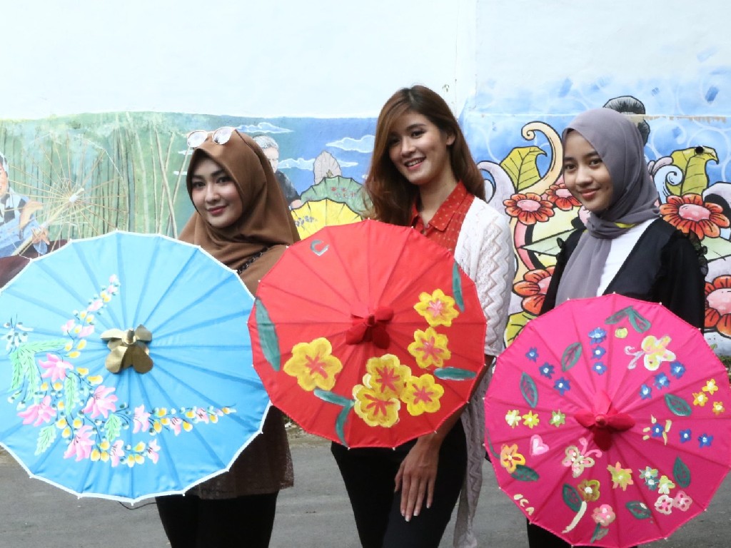 Payung Geulis dan 5 Produk Kriya Tasikmalaya yang Mendunia