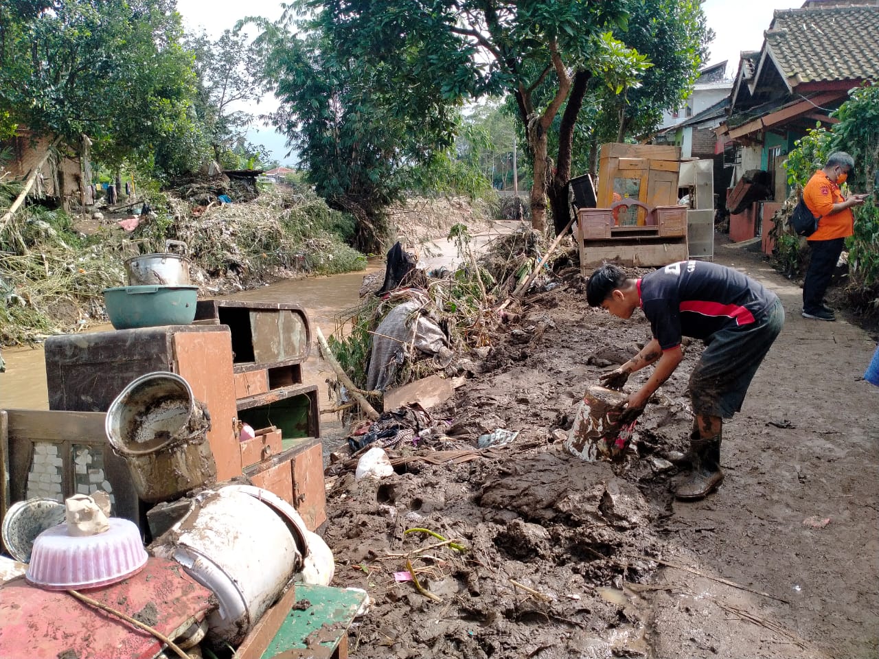 Korban Banjir di Garut Dapat Bantuan dari Pemprov Jabar