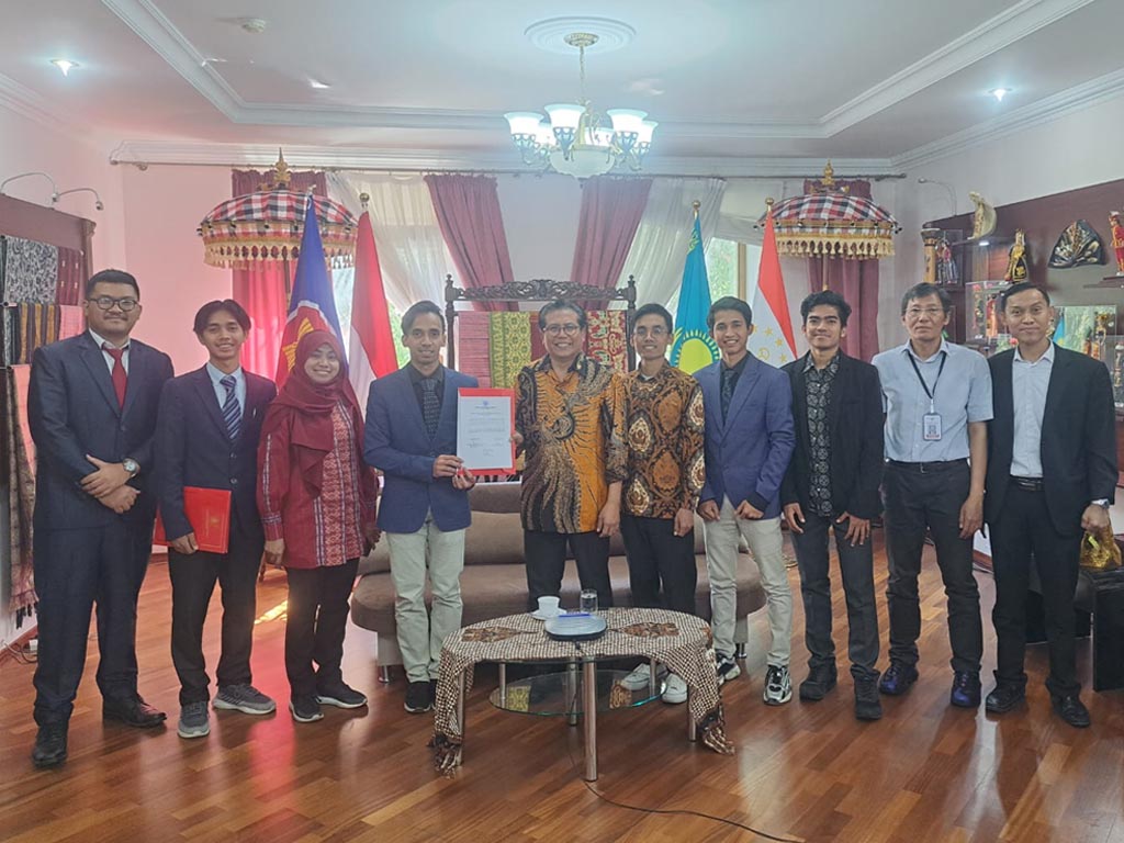 Fadjroel Rachman Resmikan Berdirinya Persatuan Pelajar Indonesia Kazakhstan