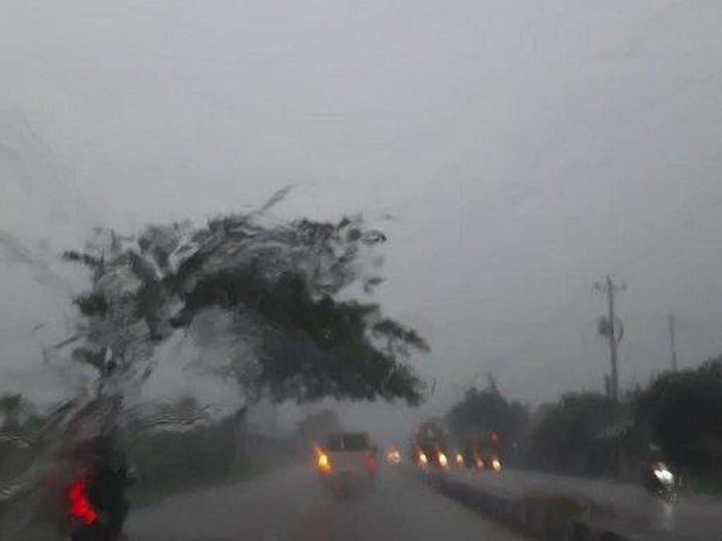 Kembali BMKG Imbau Warga Waspada Cuaca Buruk Melanda Wilayah Sulbar Besok