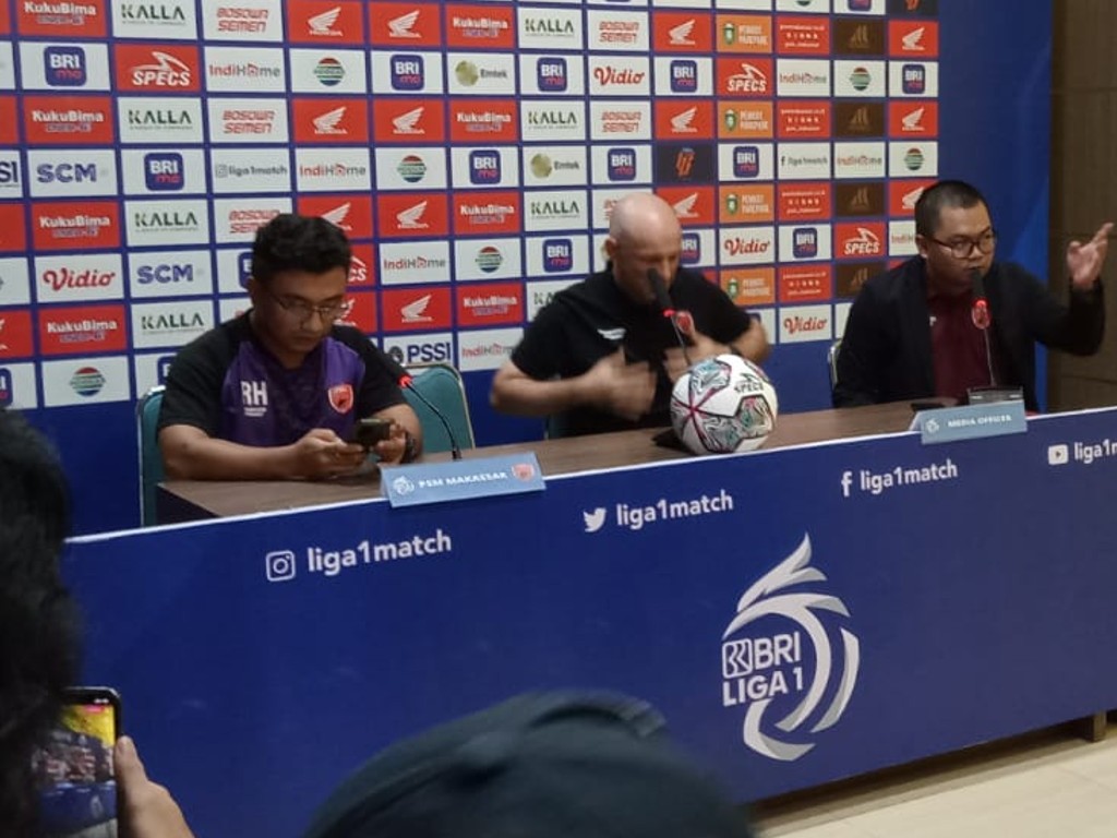 Bernardo Tavares Berharap Suporter Datang Mendukung PSM di Laga Melawan Bali United Besok