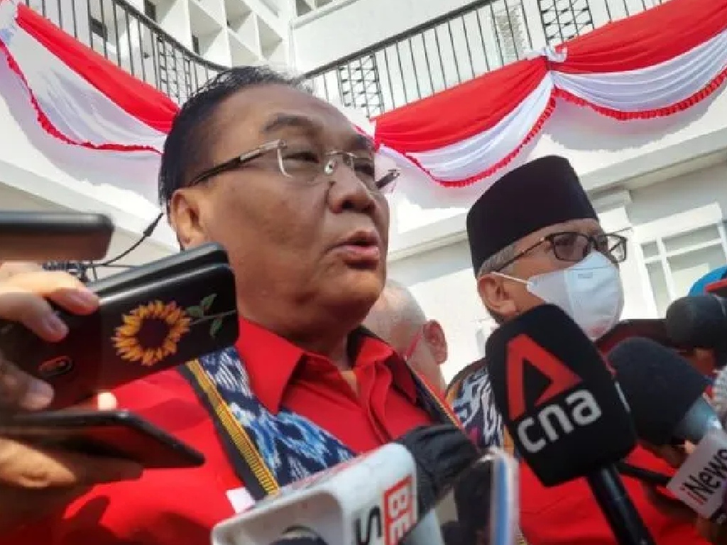 PDIP Daftar Calon Peserta Pemilu 2024 ke KPU, Bambang Pacul:  Hattrick Jadi Komitmen Kami