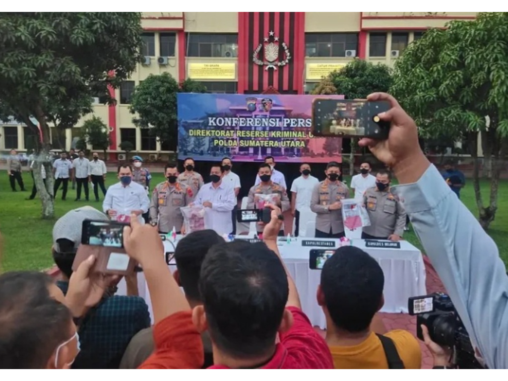 Polisi Grebek Lokasi Judi Online Terbesar di Sumut, Berkedok Warung Kuliner