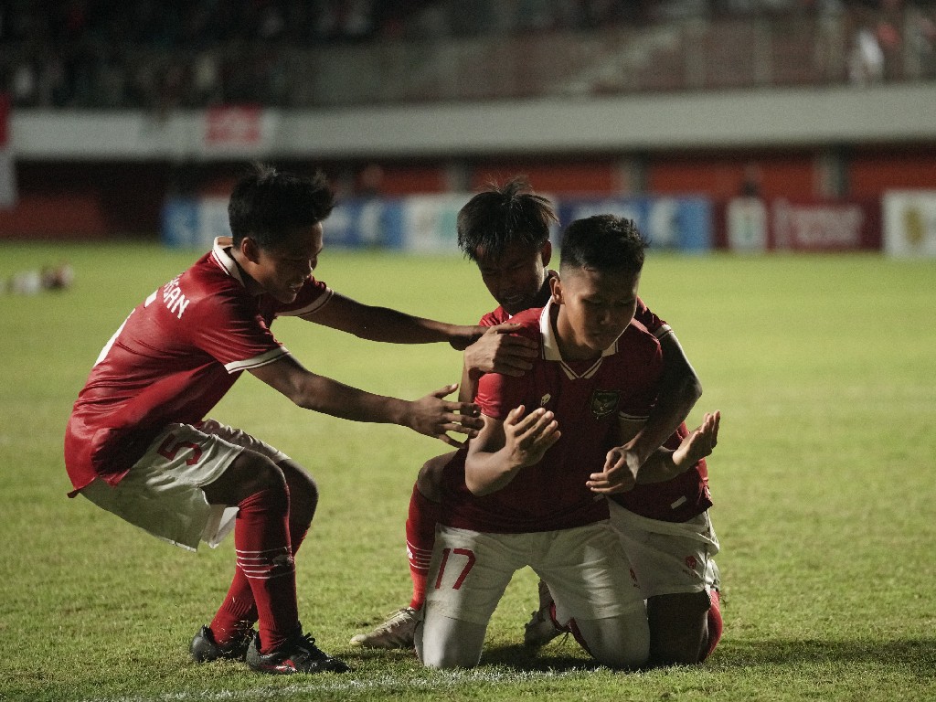 Malam Ini Final Indonesia Vs Vietnam, Ortu Pemain Hadir di Stadion