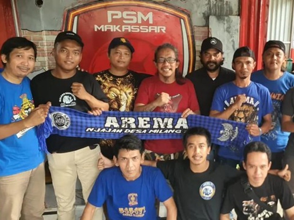 Sebanyak 150 Orang Suporter Arema FC Tiba di Kota Parepare