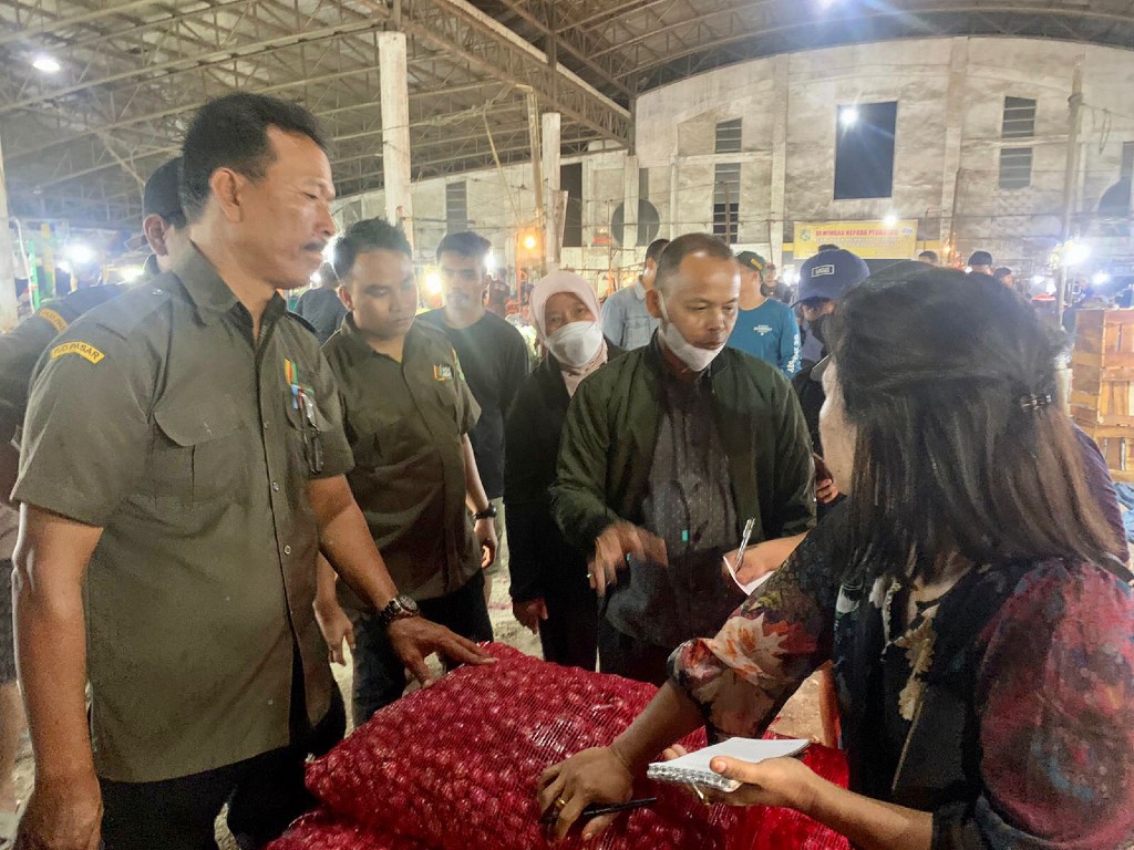 Pasokan dari Padang dan Brebes Penuhi Kebutuhan Cabai di Medan