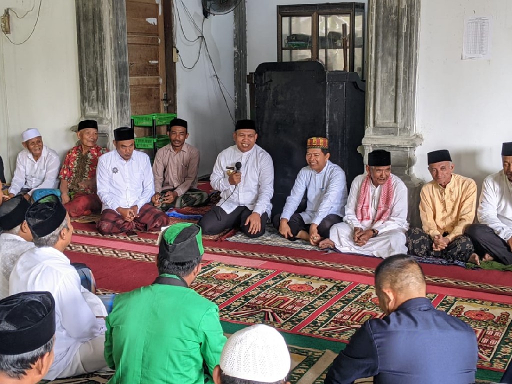 Pj Bupati Abdya Sapa Jemaah Masjid, Serap Keluhan dan Harapan