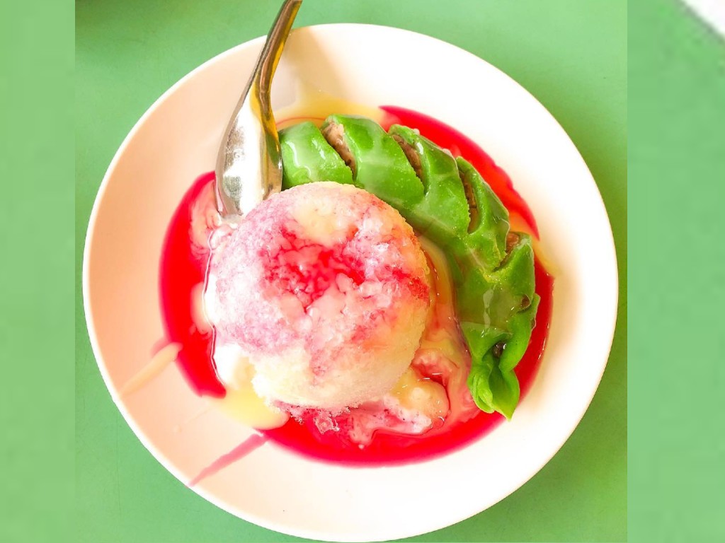 Es Pisang Ijo, Kuliner Khas Makassar yang Melegenda, Berikut Cara Membuatnya