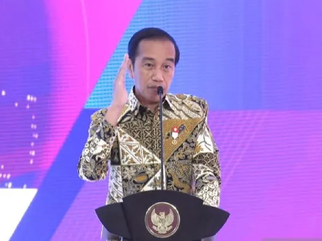 Jokowi Minta QRIS Bisa Dikoneksikan Antarnegara Agar Permudah UMKM dan Dunia Pariwisata
