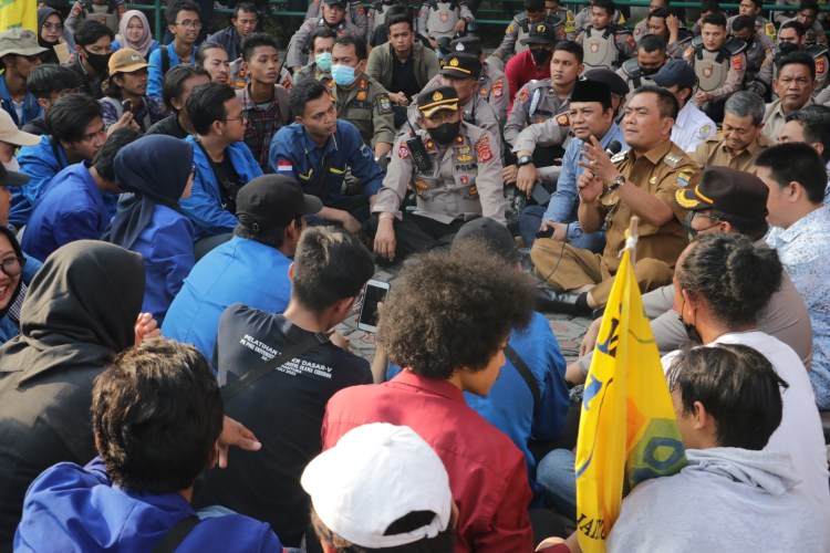 Wali Kota Cirebon Siapkan Strategi Antisipasi Dampak Kenaikan Harga BBM
