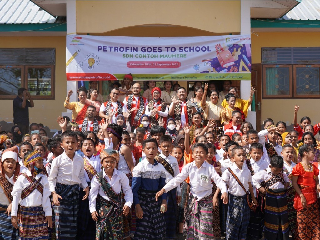 Dukung Pendidikan Bermutu, Elnusa Petrofin Gelar Program Petrofin Goes To School di Maumere