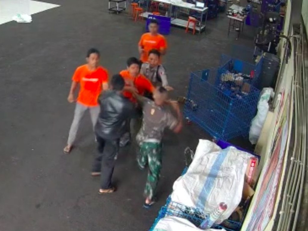 Viral Oknum TNI AD Pukul Pegawai Shopee di Gianyar Bali, Kini Diusut Denpom