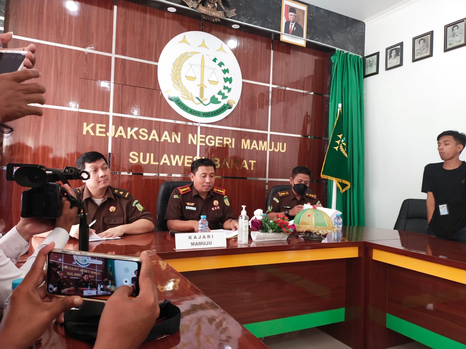 Mantan Kadishut Sulbar dan Anggota DPRD Ditetapkan Tersangka Kasus Korupsi