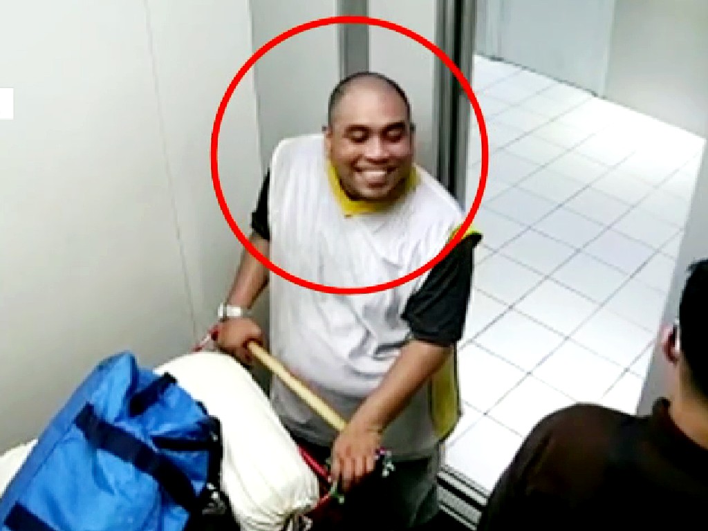 Pria Ini Senyum Lebar Usai Bunuh Teman Wanita, Jasadnya Dibuang di Kolong Tol Becakayu, Kalimalang