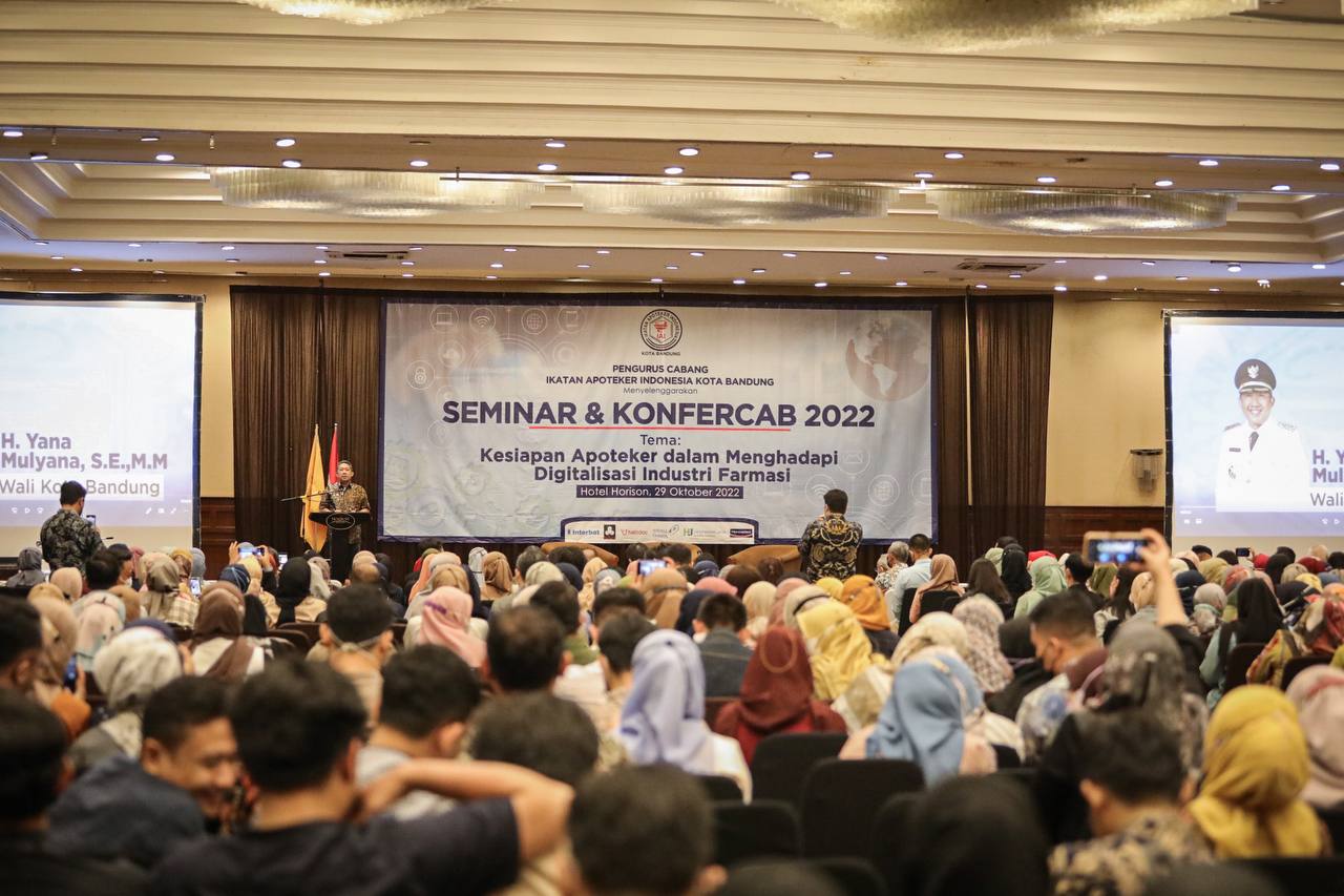 Wali Kota Upayakan Seluruh Puskemas di Bandung Memiliki Apoteker