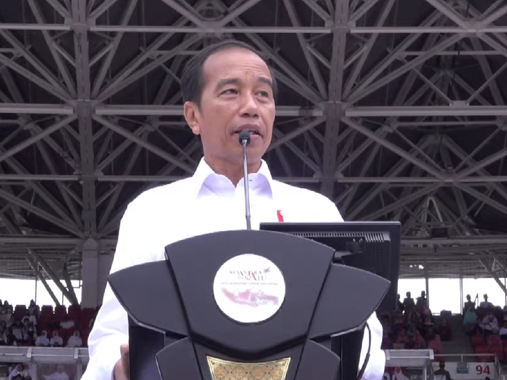 Ciri-ciri Pemimpin yang Memikirkan Rakyat, Jokowi: Rambutnya Putih Semua