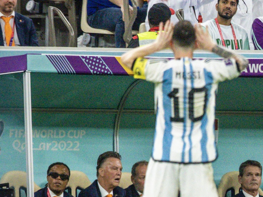 Lewati 'Badai' Belanda, Messi Bawa Argentina ke Semifinal
