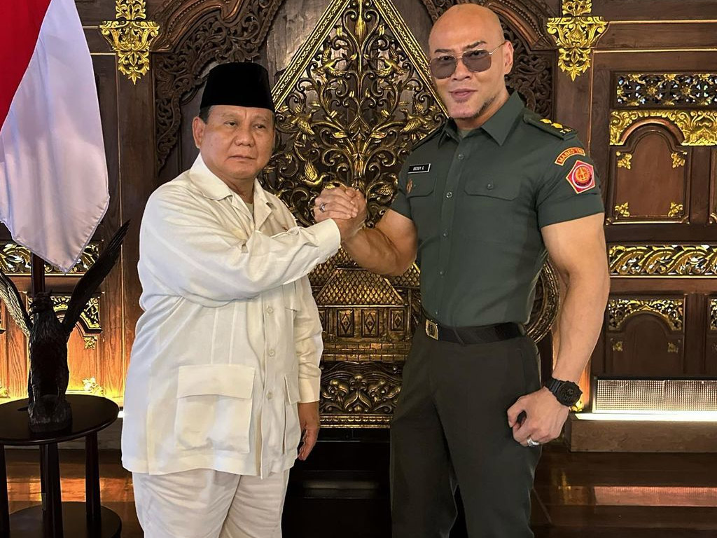 Jadi TNI, Dedy Corbuzier Dapat Pangkat Letkol dari Menteri Pertahanan