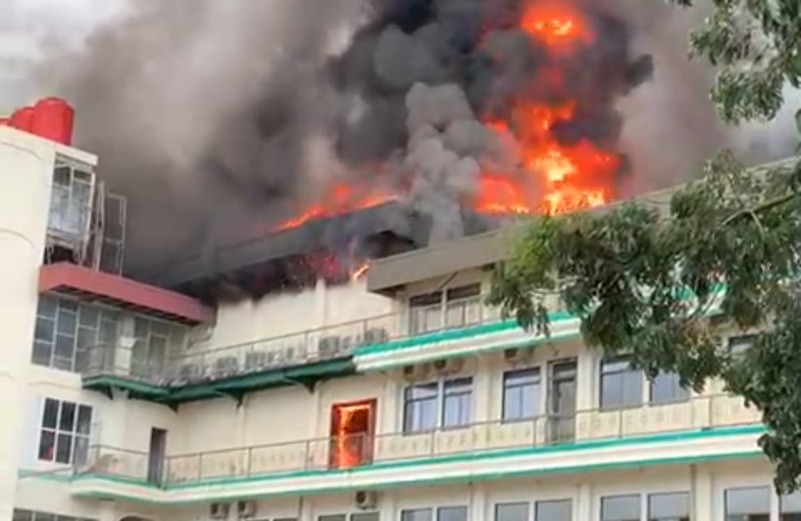 Ruang Perpustakaan Universitas Abulyatama Aceh Besar Terbakar