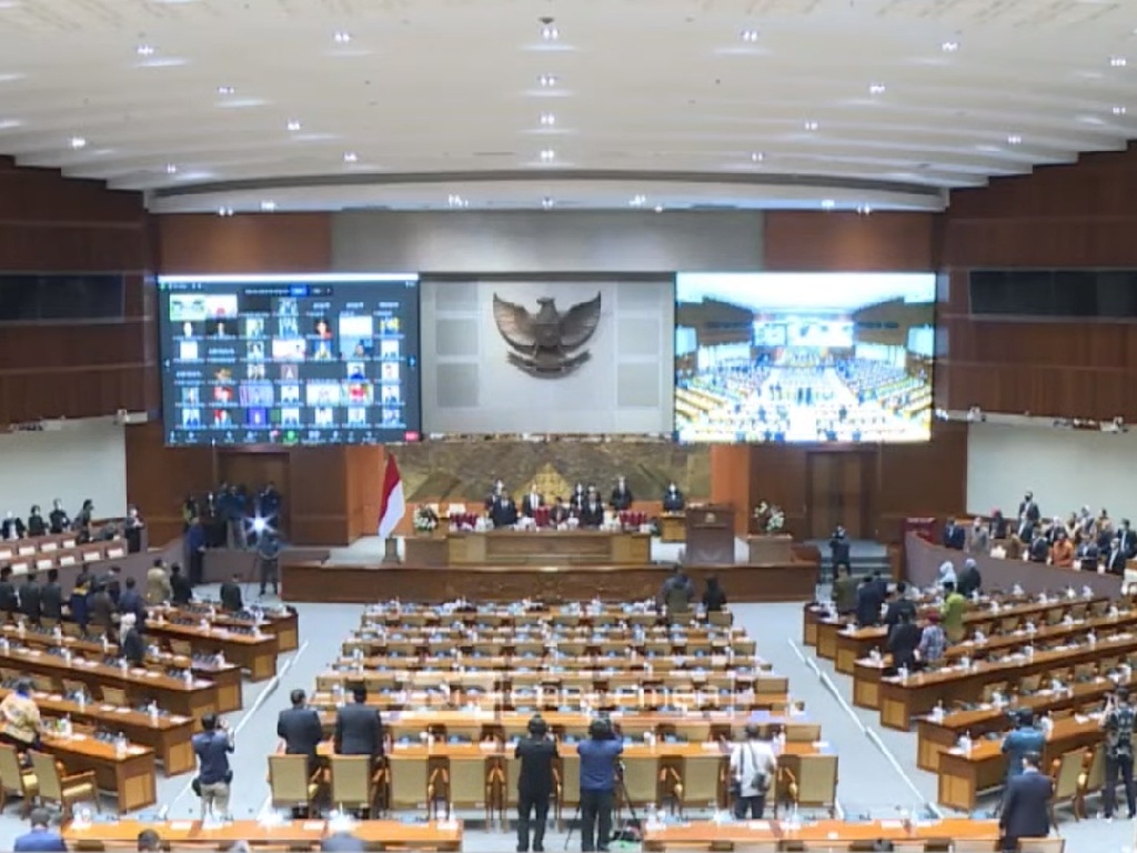 Disaksikan Menteri Keuangan, DPR RI Sahkan RUU PPSK Jadi Undang-Undang
