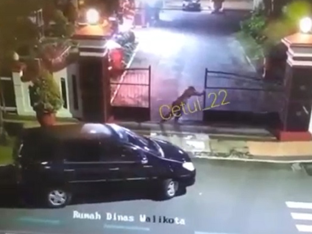 Berkat CCTV, Polisi Kantongi Identitas Pelaku Perampok Rumah Dinas Bupati Blitar Kini Diburu