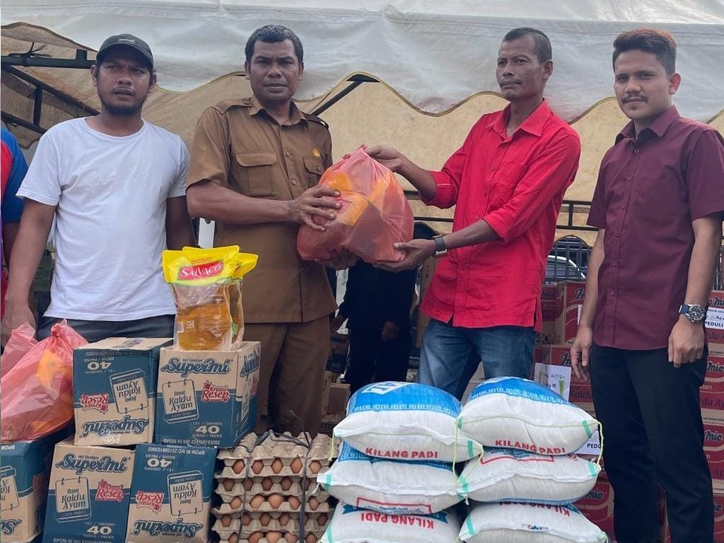 PDIP Nagan Raya Aceh Salurkan Bantaun untuk Korban Kebakaran