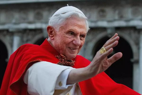 Sebelum Meninggal Paus Emeritus Benediktus XVI Menulis Sebuah Surat, Ini Isinya