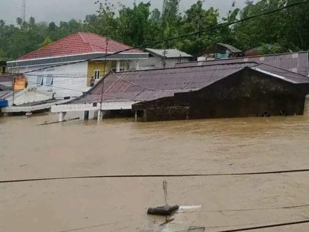 Banjir Bandang dan Tanah Longsor Terjang Beberapa Wilayah di Manado