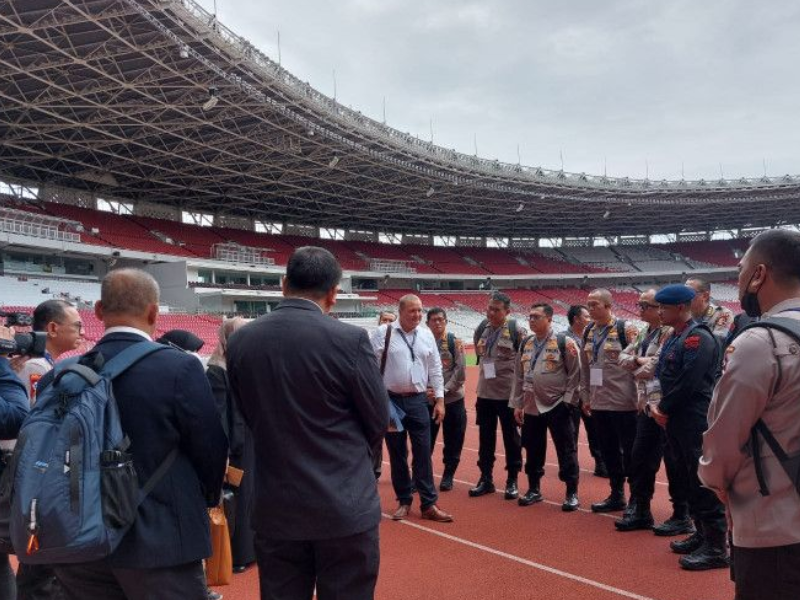 Anak Buah Jenderal Listyo Sigit Prabowo Diberi Kursus Pengamanan Stadion Sepak Bola