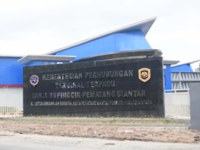 Presiden Jokowi Resmikan Terminal Tanjung Pinggir Siantar