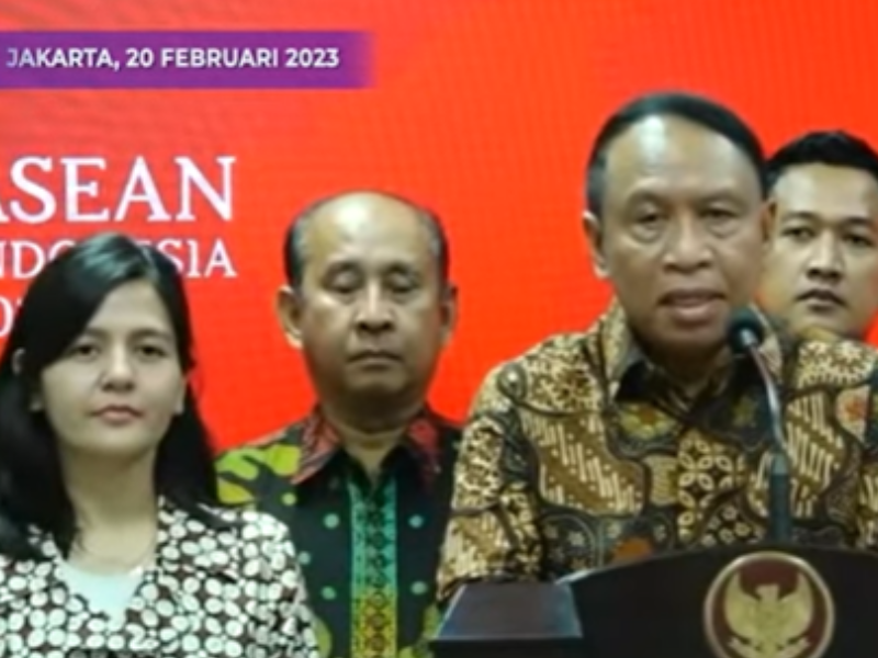 Zainudin Amali Lapor untuk Fokus Ngurus Bola, Jokowi Bilang Silakan