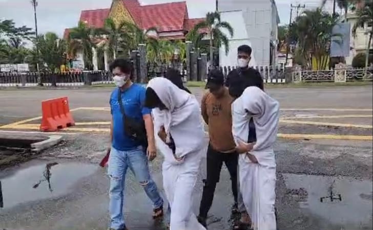 Remaja yang Kerap Prank Warga dengan Kostum Pocong di Riau Ditangkap