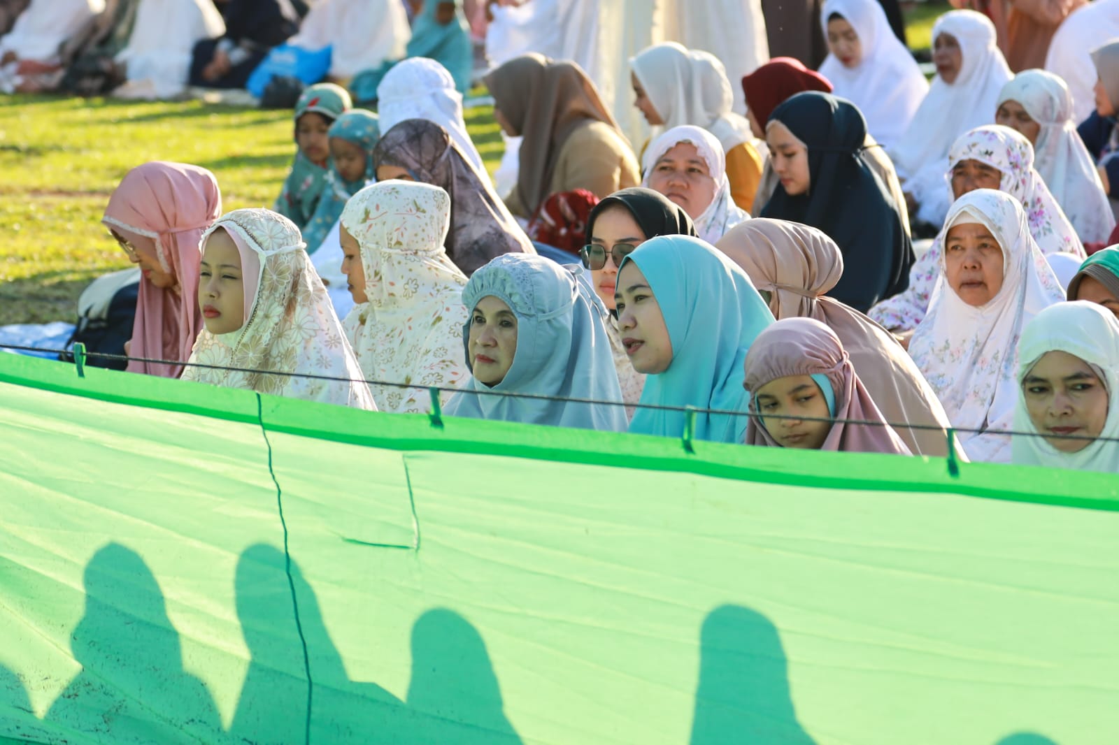 Wali Kota Ikuti Pelaksanaan Salat Idul Adha di Lapangan Adam Malik Siantar