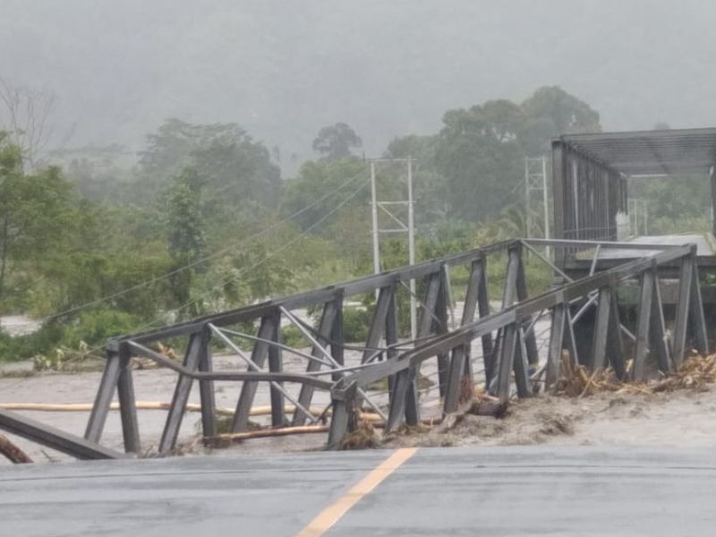 Satu Jembatan di Maluku Tengah Putus Akibat Diterjang Banjir