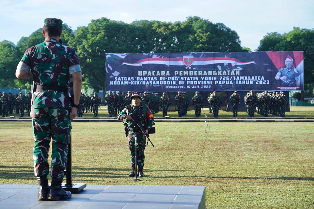 Satgas Yonif 726/Tml Kodam XIV Hasanuddin Diberangkatkan ke Papua Jaga Kedaulatan NKRI