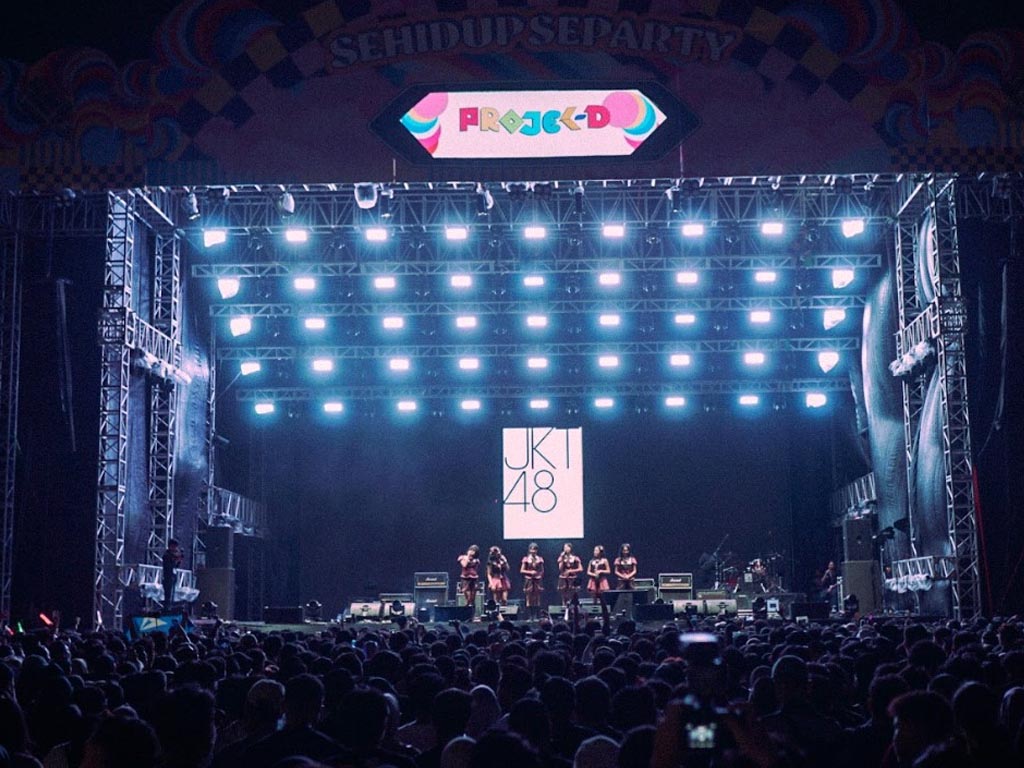 Hadirkan JKT48, Festival Musik Projek-D Vol.2 Sukses Digelar di De Tjolomadoe