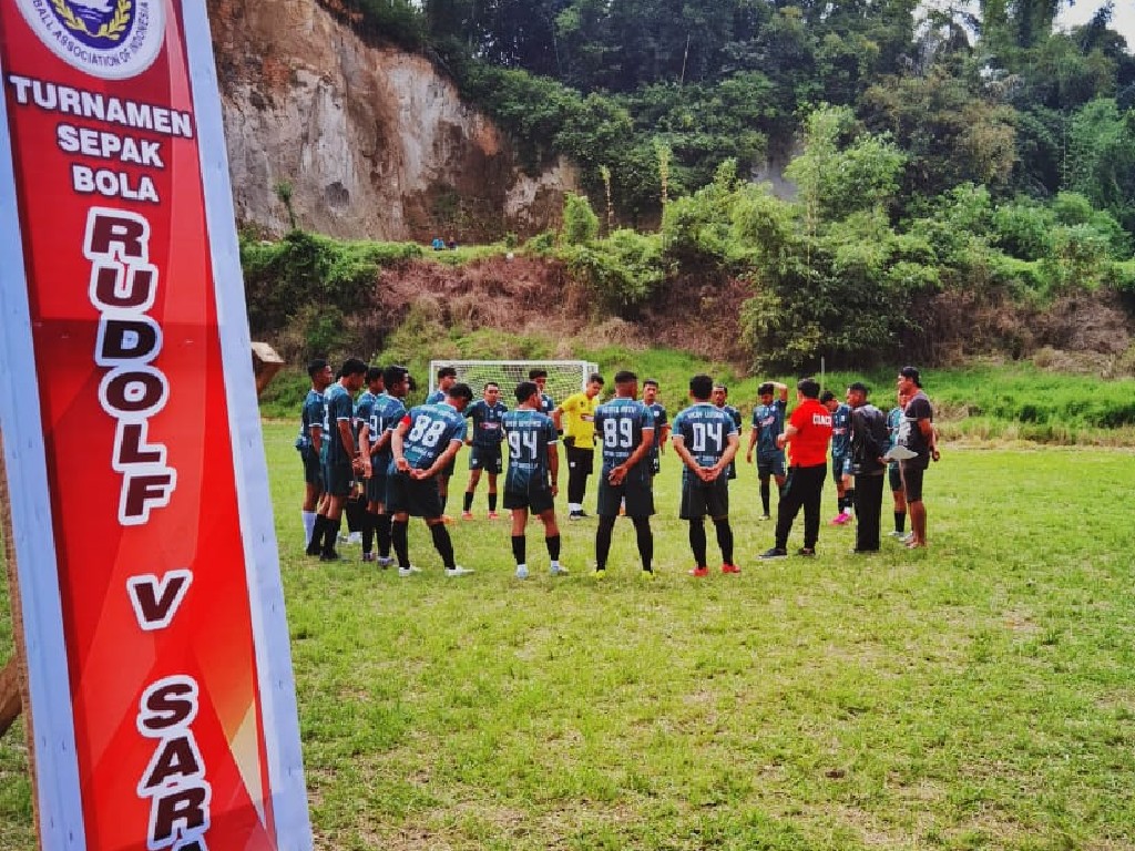 28 Tim Ramaikan Turnamen Sepak Bola Rudolf V Saragih Cup 2023: Mens Sana in Corpore Sano