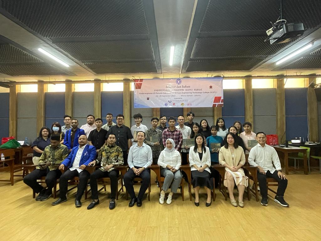 24 Pemuda Indonesia Dapat Beasiswa ke Sichuan Engineering Technology College China