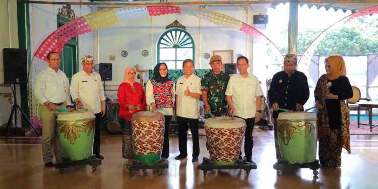 Ikhtiar Bersama untuk Lestarikan Seni dan Budaya di Cirebon