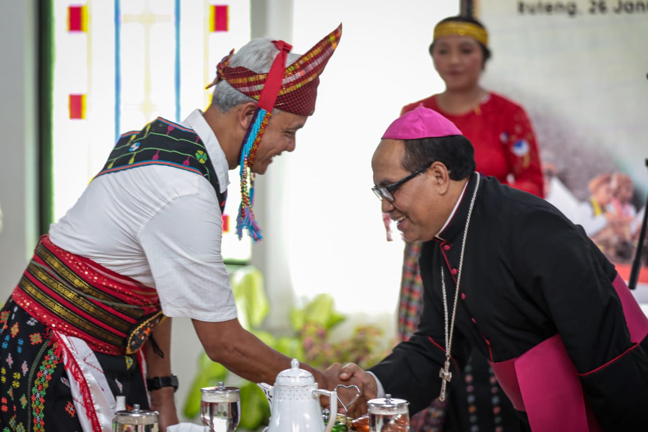 Jadi Capres Pertama ke Kabupaten Manggarai, Uskup Ruteng Yakin Ganjar Pranowo Bisa Wujudkan Indonesia Emas 2045