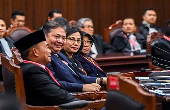 Empat Menteri Beberkan asal Uang Bansos Jokowi