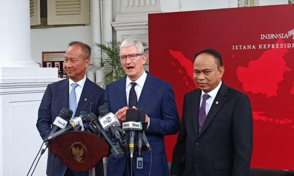 Usai Bertemu Jokowi CEO Apple Mengaku akan Buka Pabrik di IKN