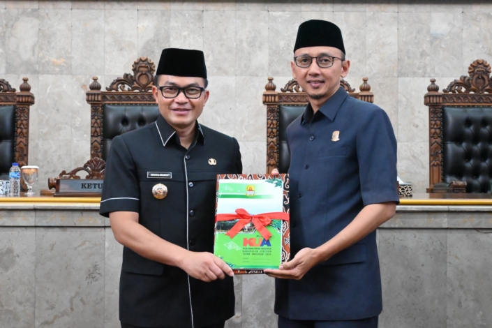 Pj Bupati Cirebon Sampaikan Rancangan KUA-PPAS TA 2025