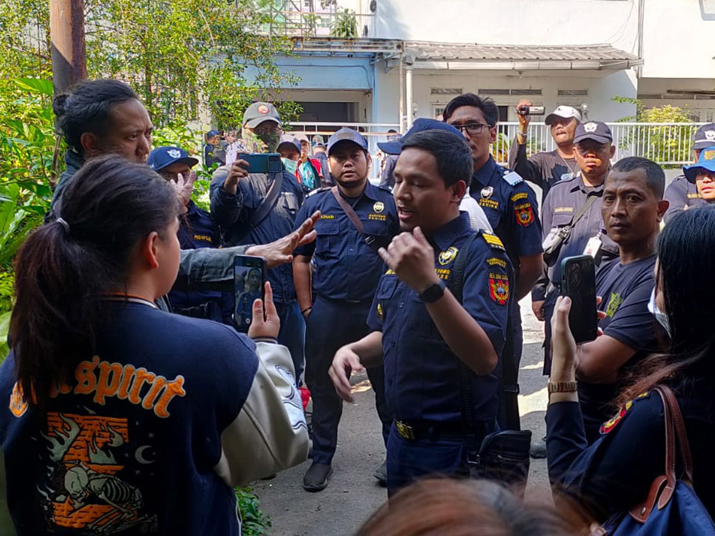 Eksekusi Pengosongan Rumah di Komplek Bea Cukai Diwarnai Kericuhan