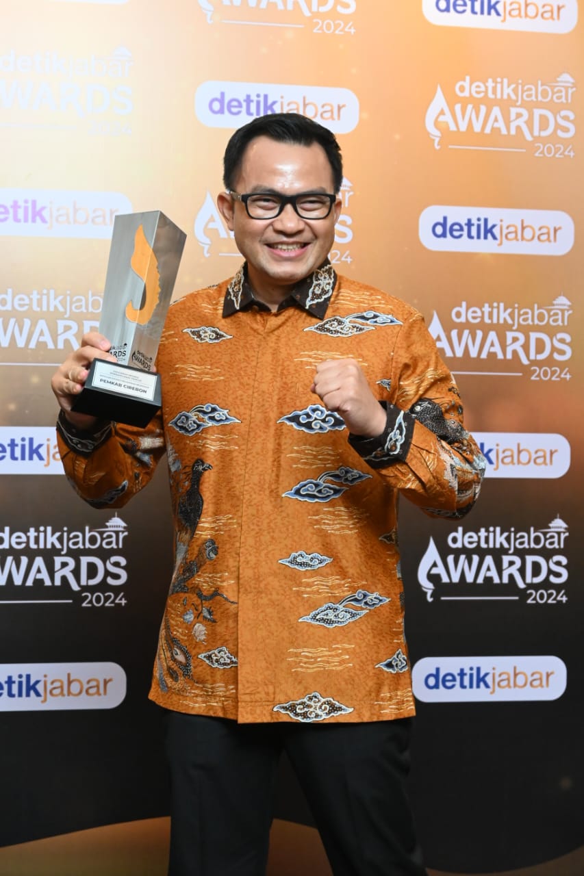 Pemkab Cirebon Raih Penganugerahan DetikJabar Awards 2024